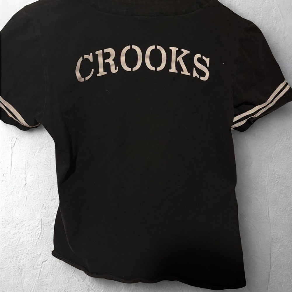 Crooks & Castles Woman’s Ringer! - Picture 2 of 3
